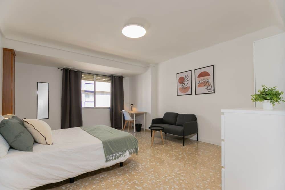 Room in Valencia
