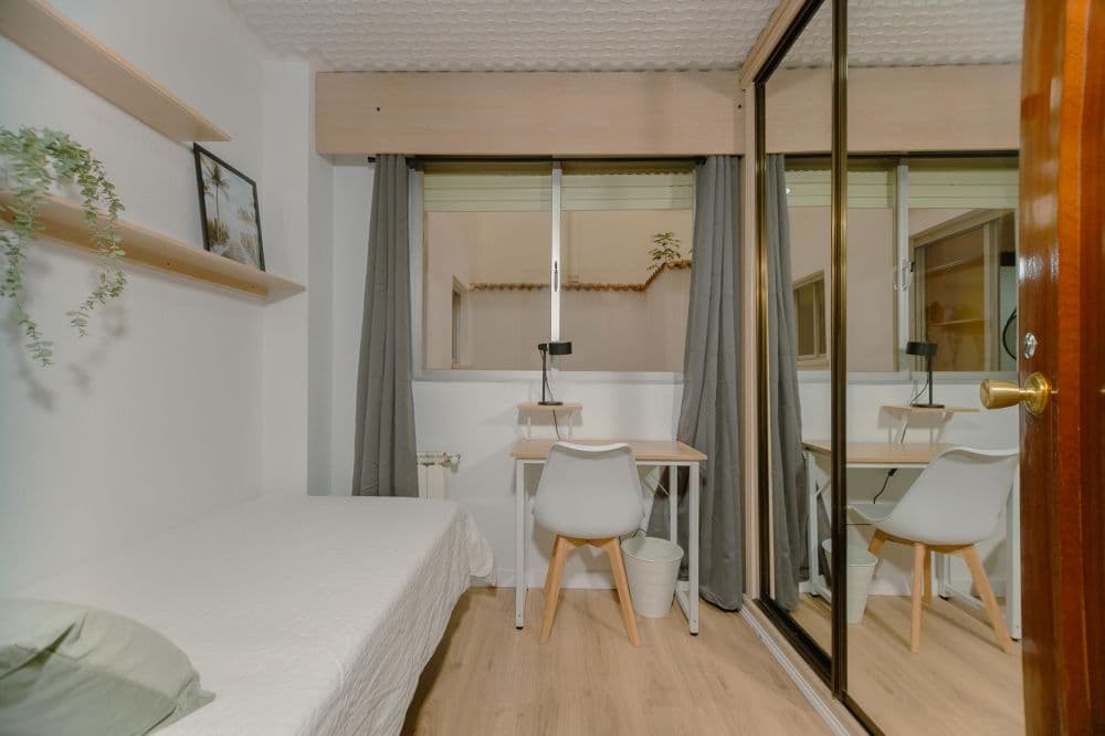 Private room in Valencia