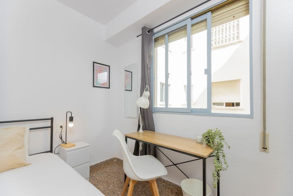 Private room in Valencia photo 2