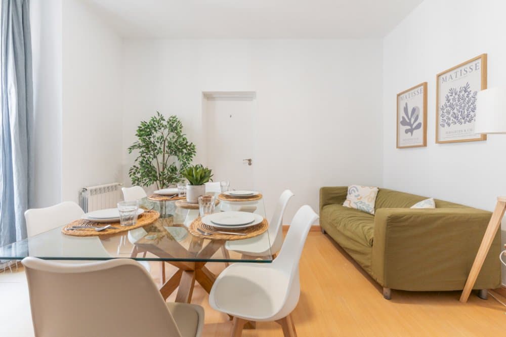 Private room in Madrid photo 2