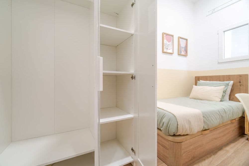 Private room in Madrid photo 5