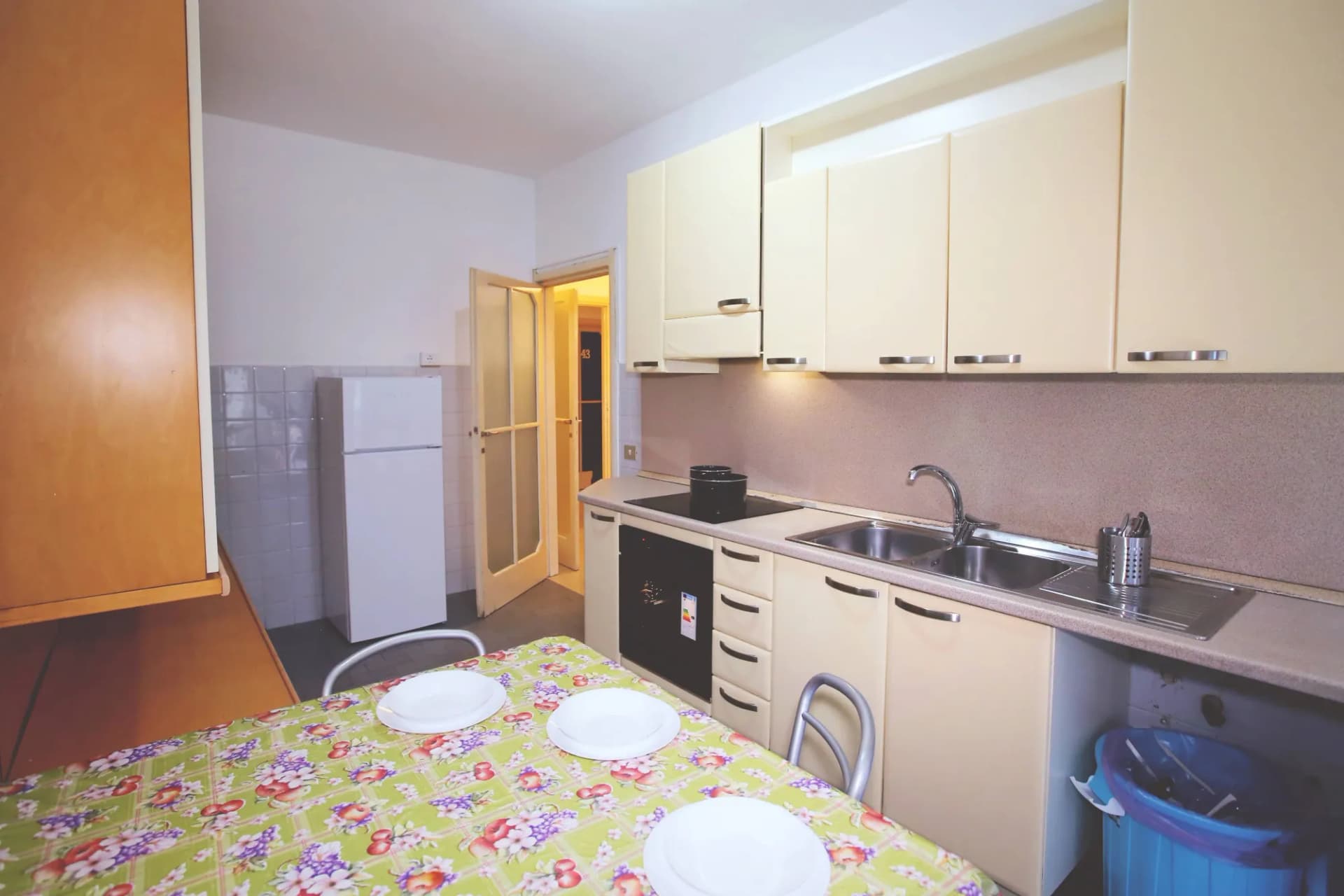 Kitchen 1