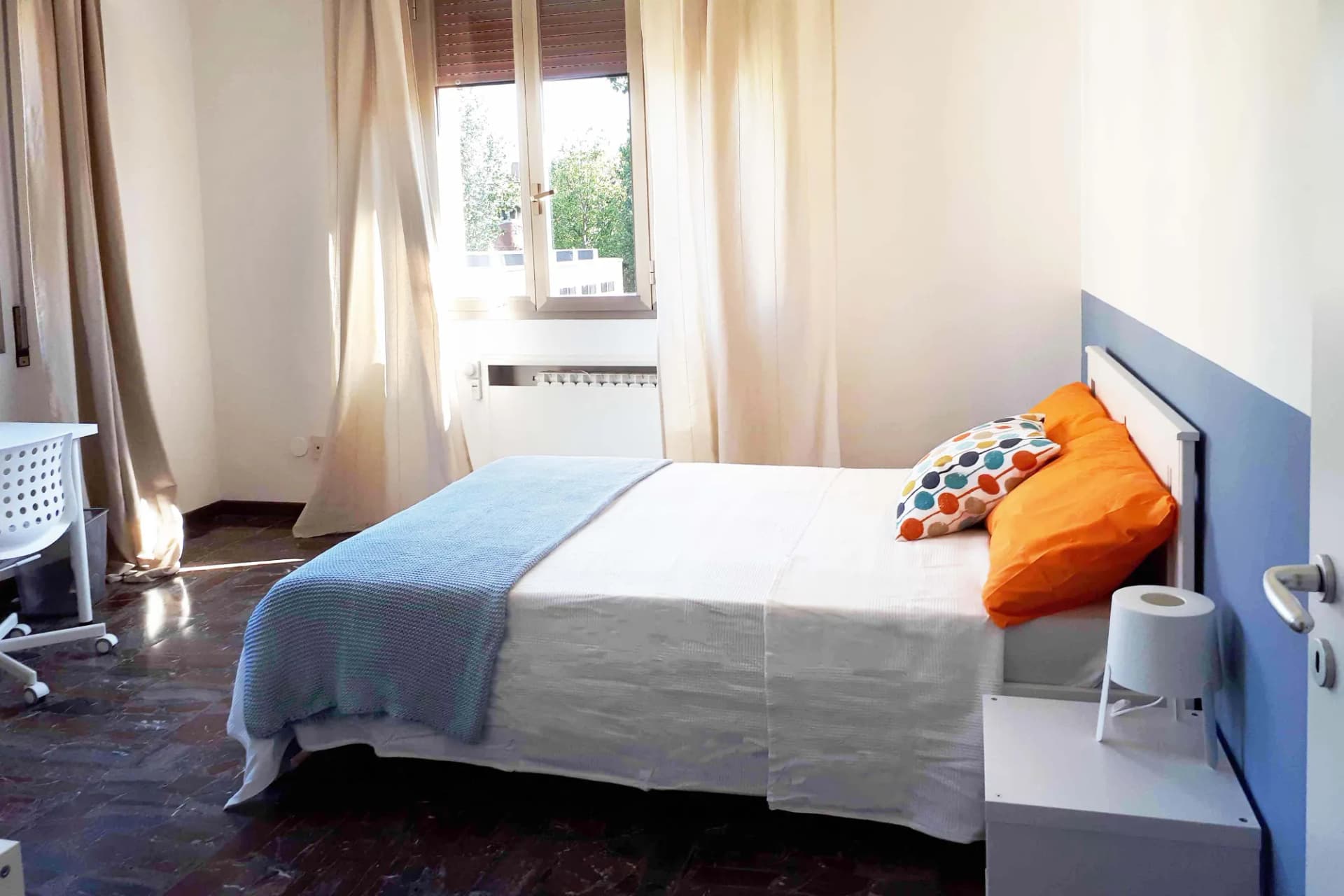 Private room in Bologna